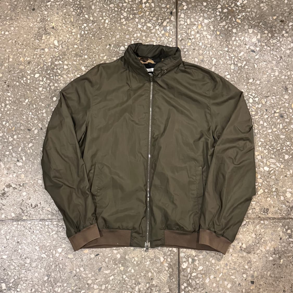 베이프 1st 카모 안감 후드 바람막이 M 상품이미지1