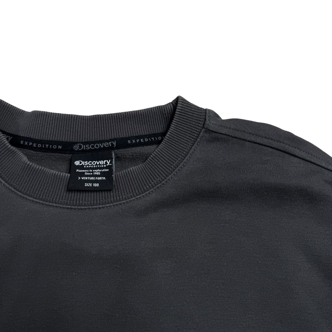 디스커버리 맨투맨 상품이미지2