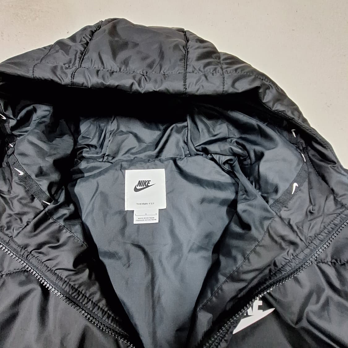 나이키  패딩L 상품이미지4