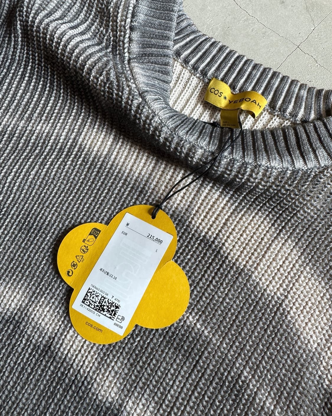 새제품 cos x 리스 예보아 콜라보 타이다이 니트 상품이미지2