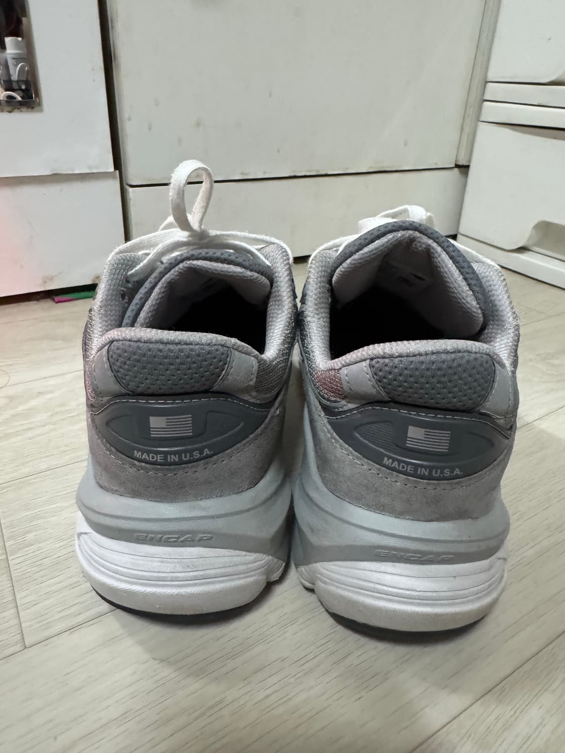 뉴발란스 990v6 285 상품이미지3