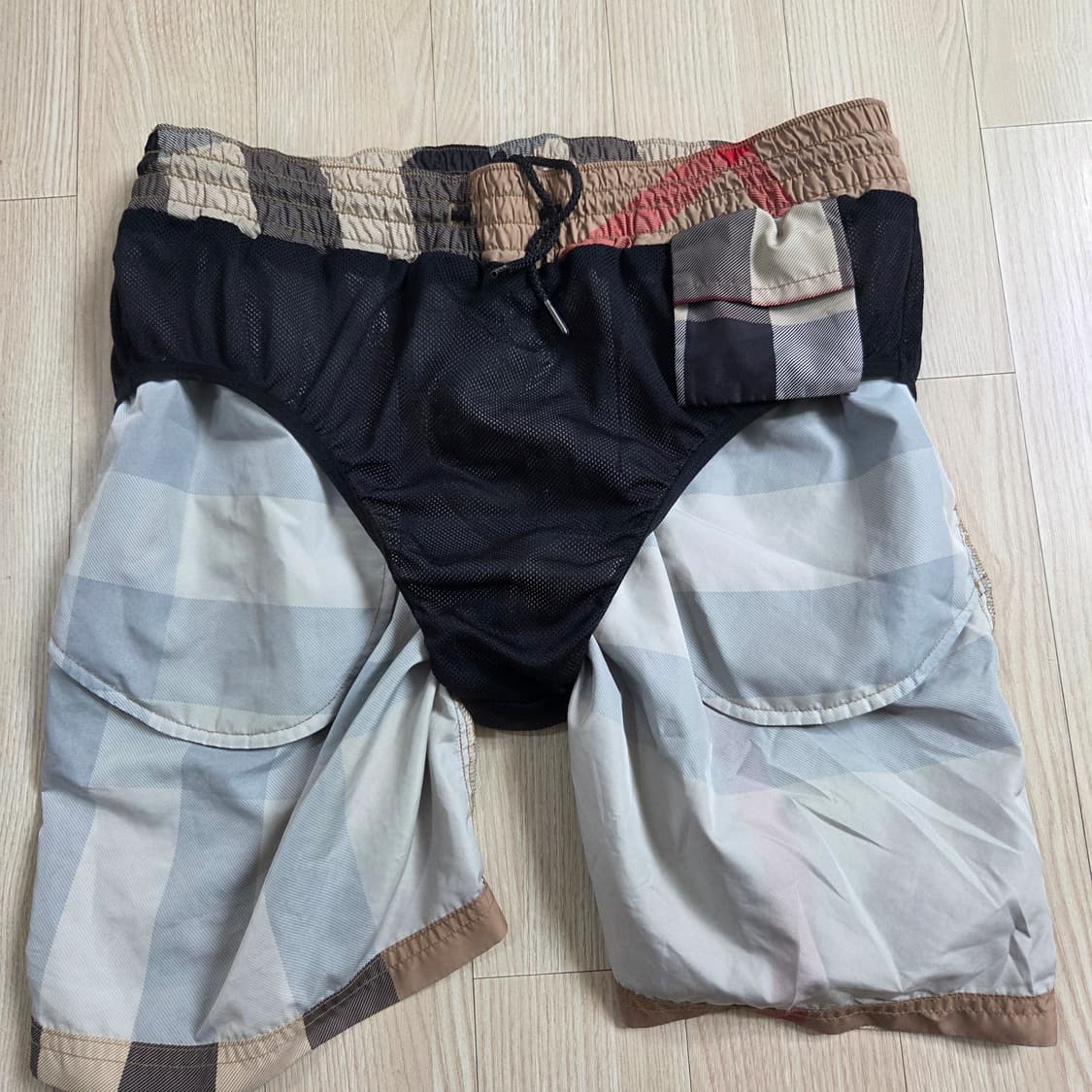 버버리 체크 수영복 L 상품이미지4