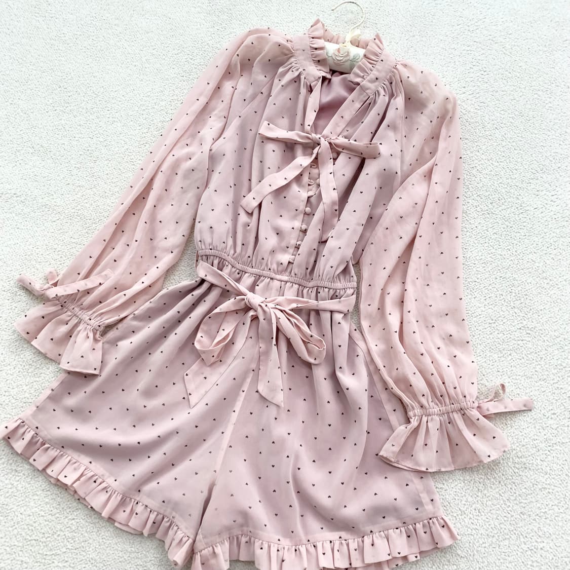 뮤트핑크 ♥ 하트도트 리본 점프슈트 상품이미지2