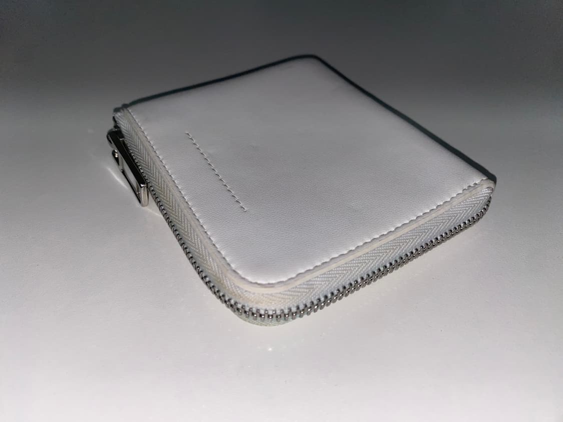 메종마르지엘라 화이트 MM6로고 코인 지퍼 상품이미지5