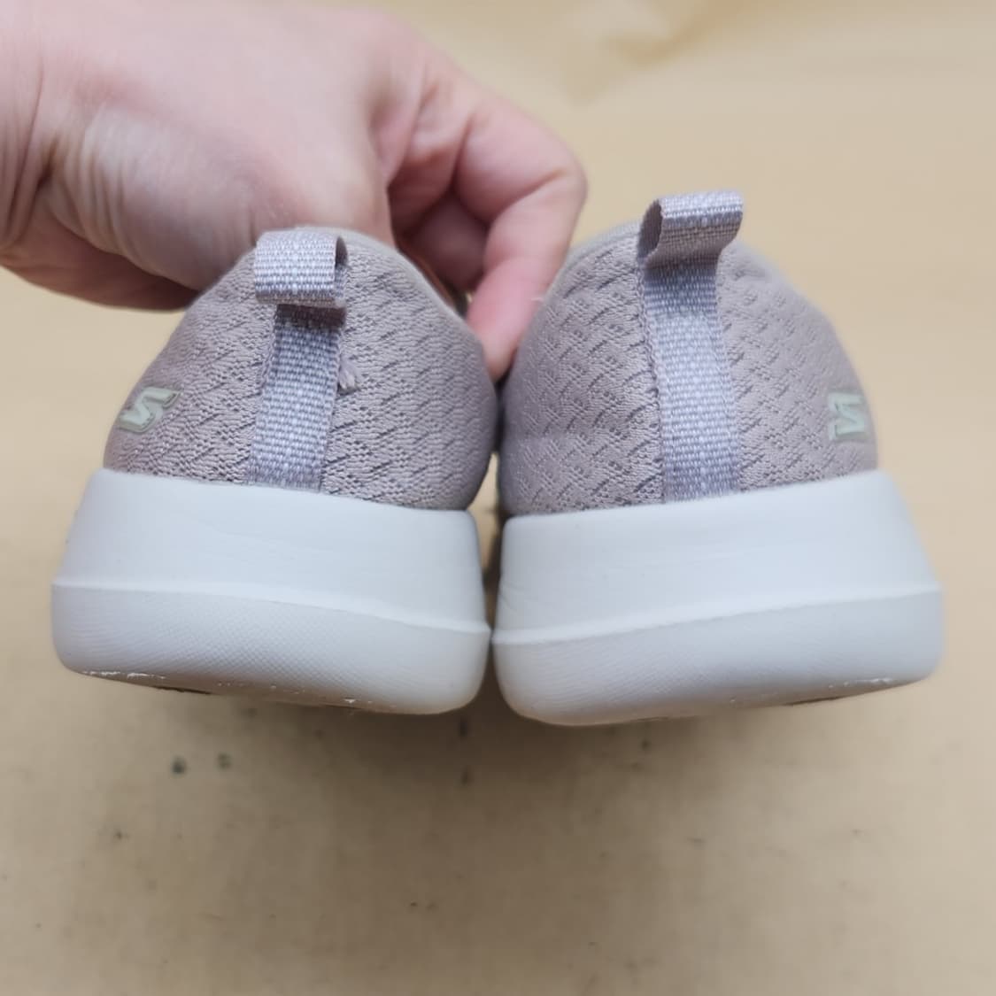 스케쳐스 고워크 여성 슬립온 225 상품이미지4