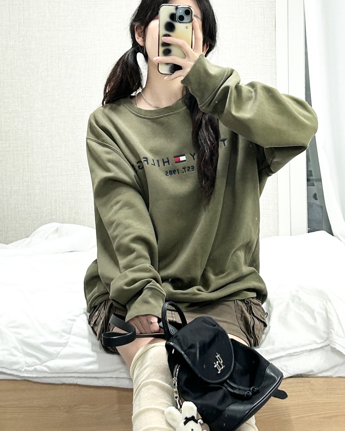 타미힐피거 빅로고 카키 맨투맨 상품이미지2