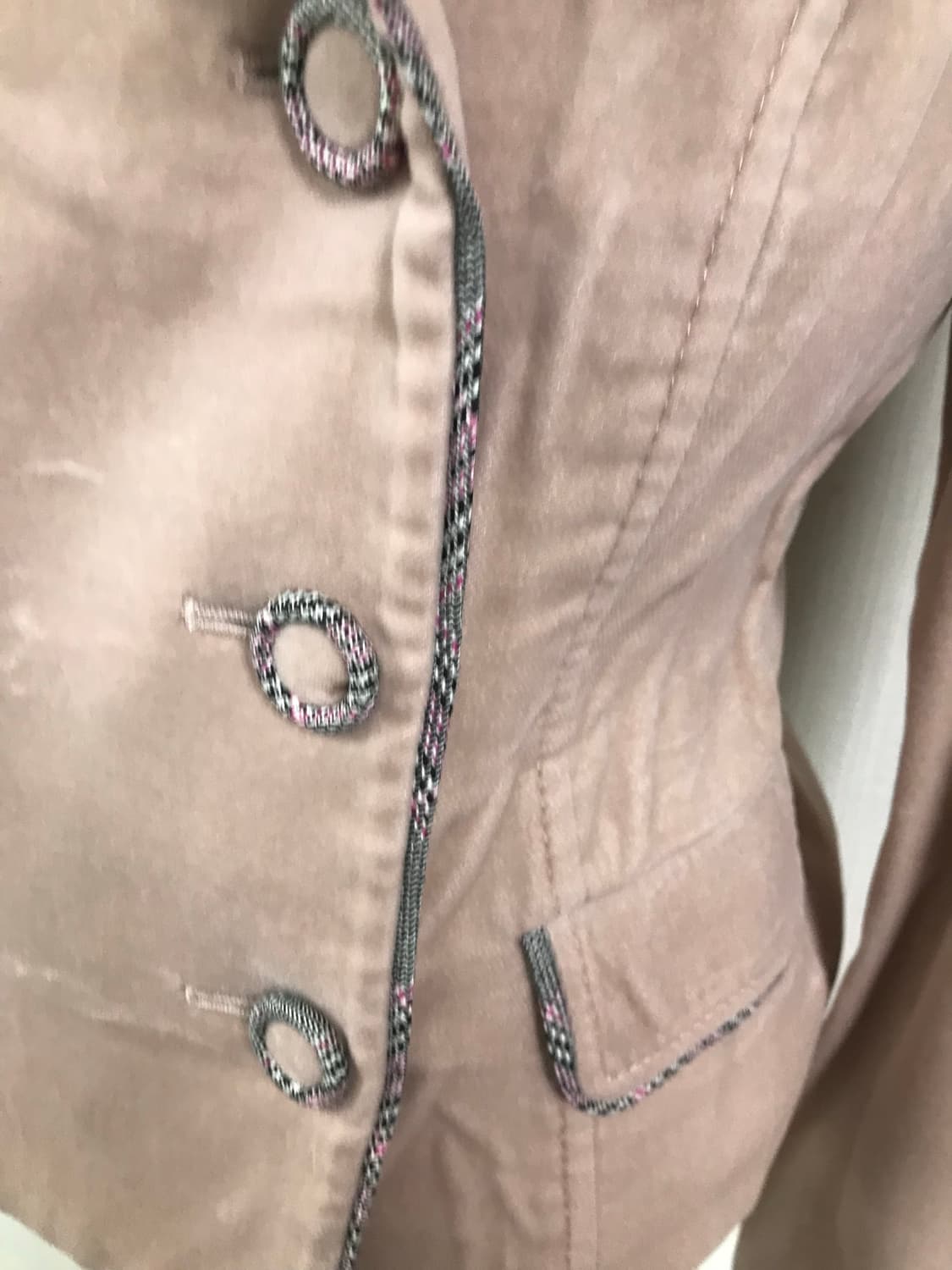 Velvet Trimmed Double-Breast Jacket 상품이미지3