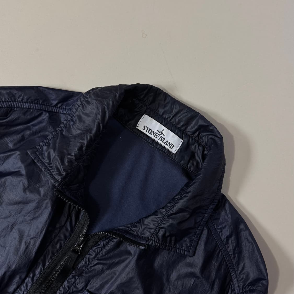 [백화점판/당일출고]스톤아일랜드 루시드 바람막이 상품이미지2