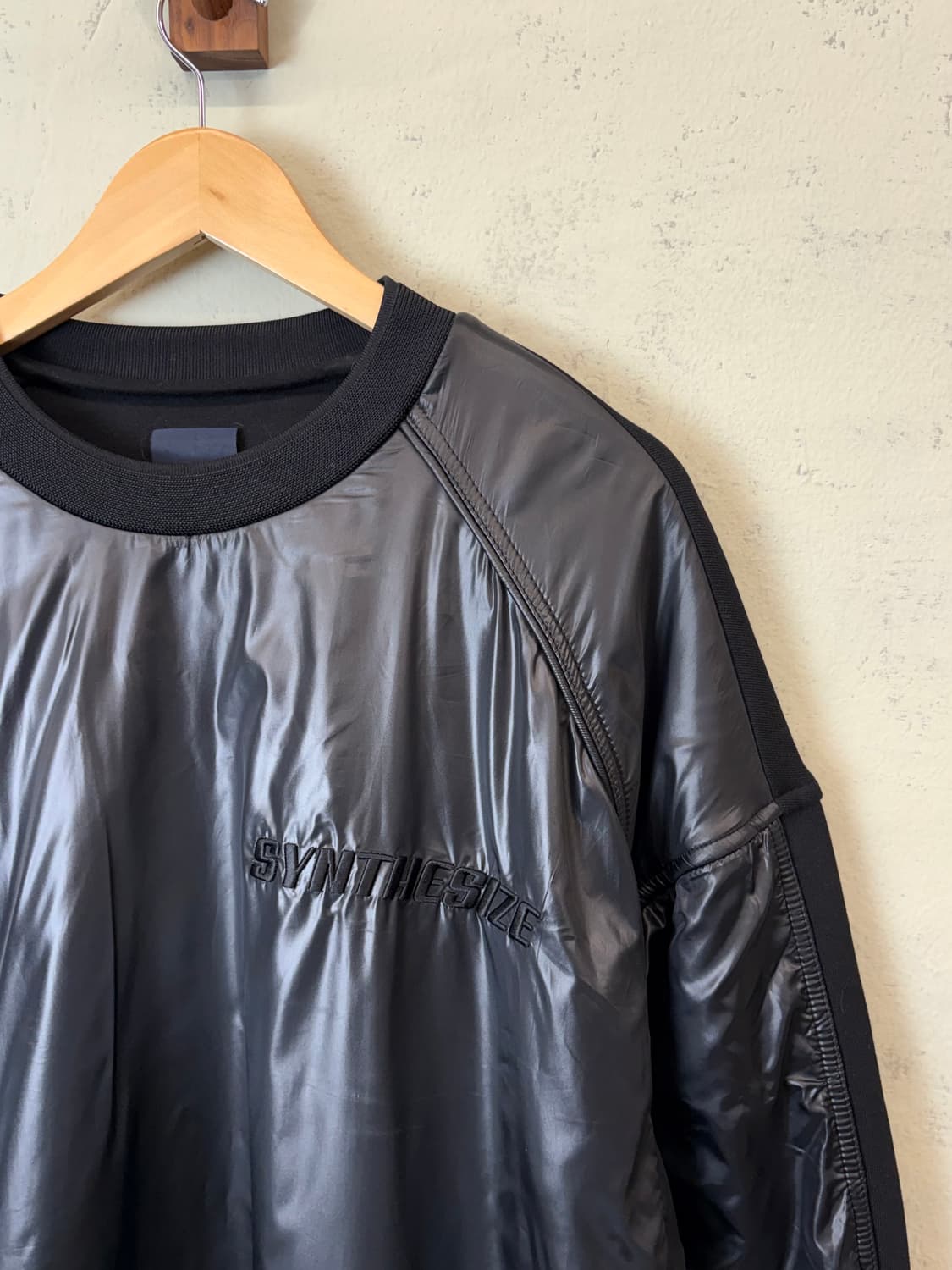 준지 19FW 신디사이저 나일론 스웻셔츠 상품이미지3