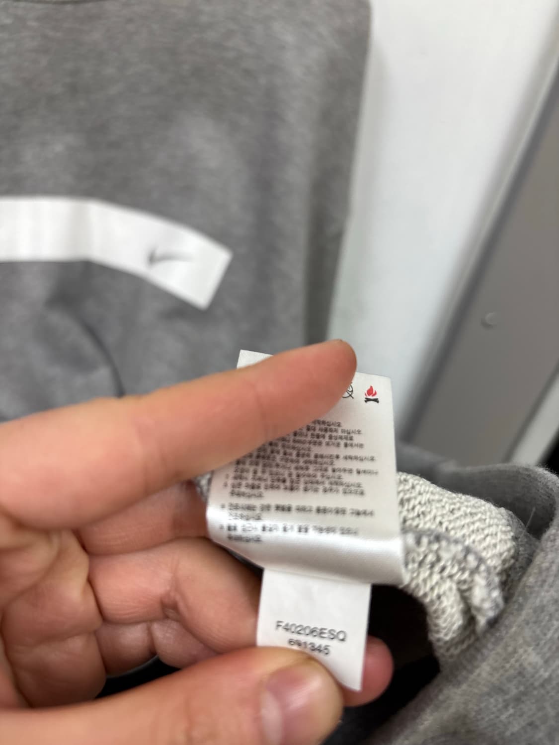 나이키 스우시 맨투맨 상품이미지6