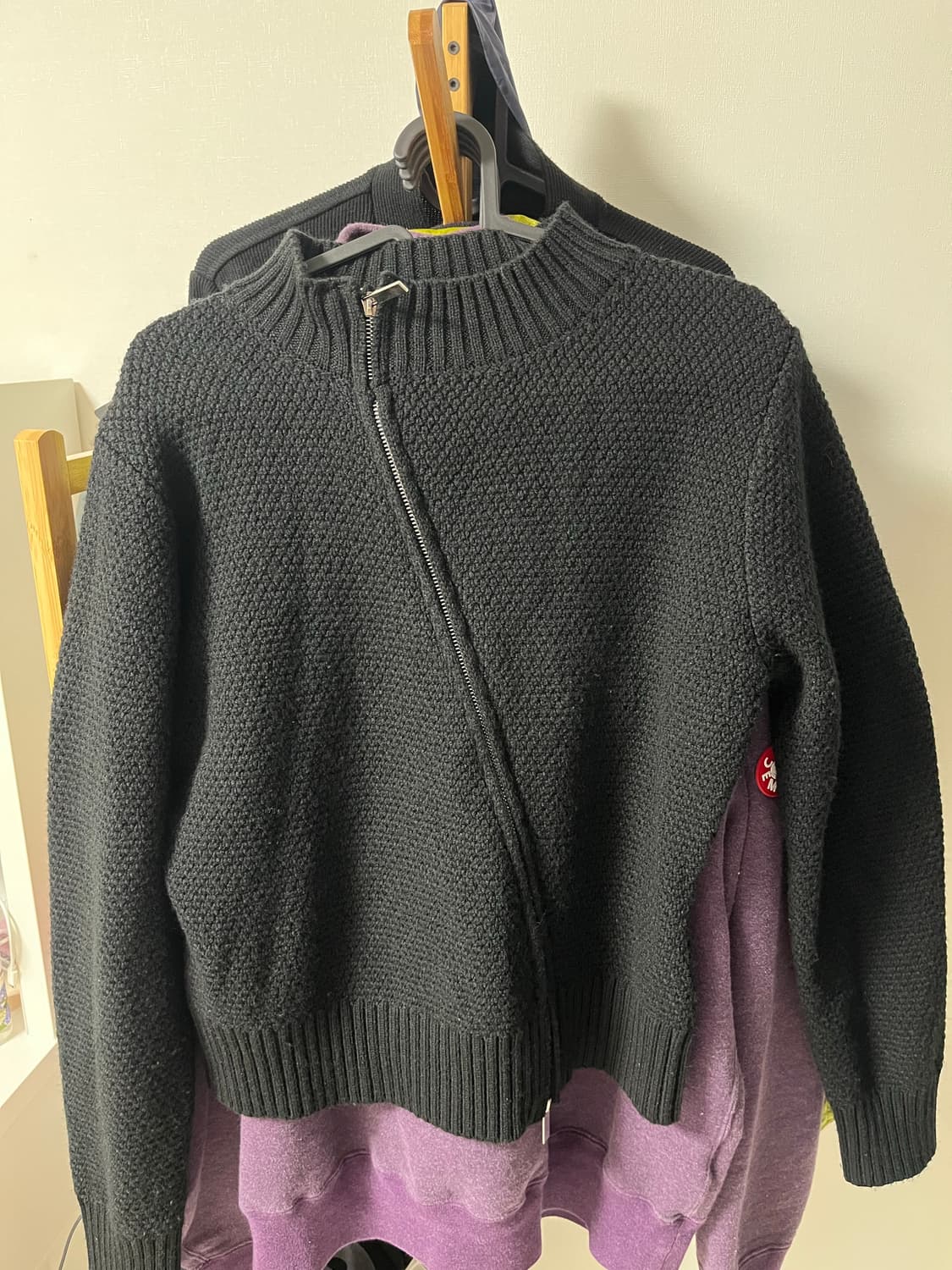 파르티멘토우먼 어시메트릭 집업 니트 상품이미지1