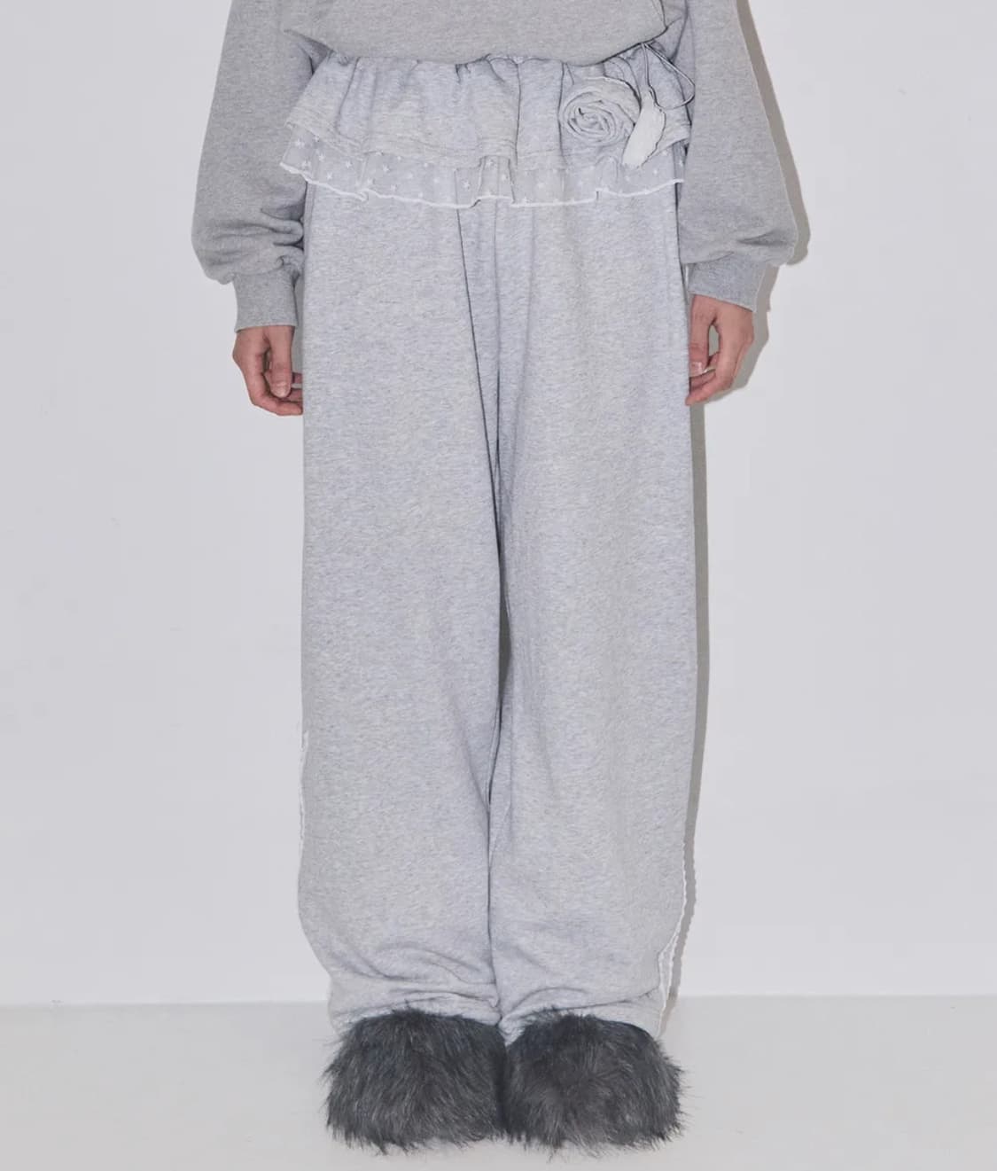 블룸 러플 레이스 스웻 팬츠 그레이 상품이미지3