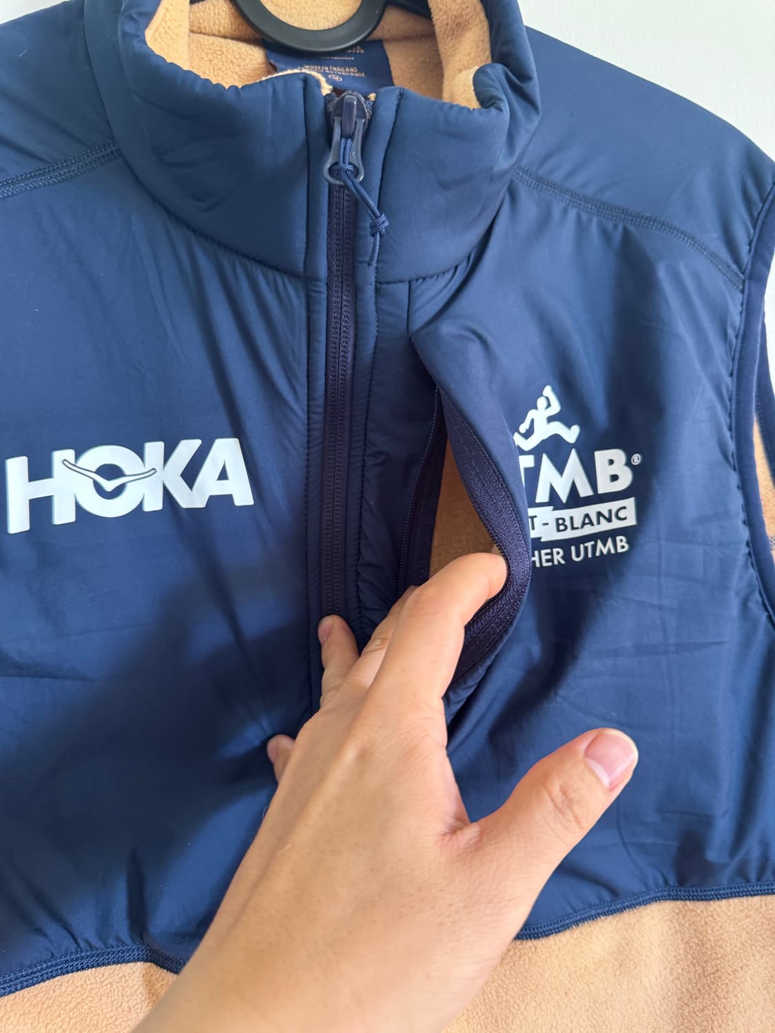 호카 UTMB 피니셔 베스트 M 상품이미지4