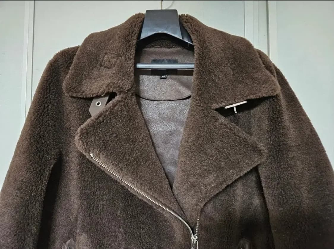 새상품급) 카시바디 양모 100 양가죽 무스탕 자켓 판매합니다 상품이미지5