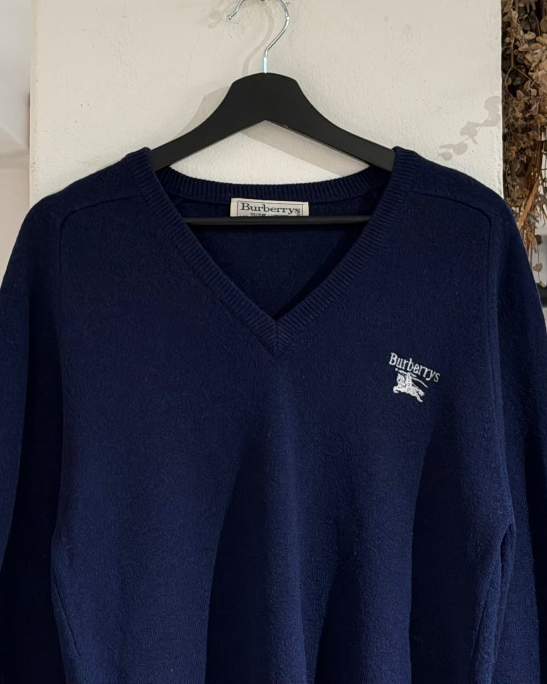 버버리 네이비 로고 램스울 브이넥 니트 상품이미지4