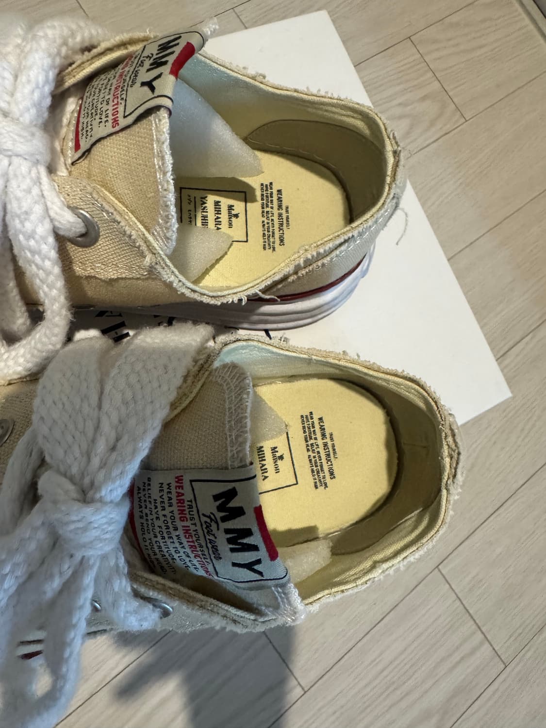 메종 미하라 야스히로 피터슨 OG 솔 캔버스 로우탑 스니커즈 내츄럴 상품이미지3