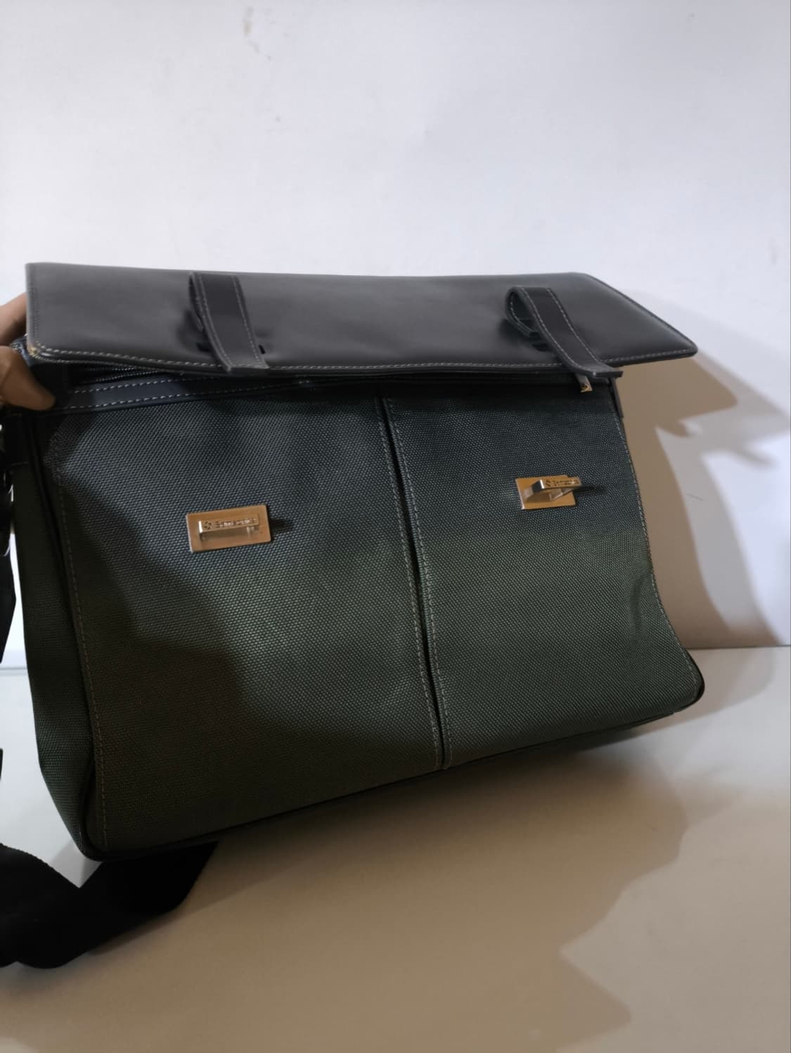 쌤소나이트 가죽 카키 브리프케이스 노트북가방 상품이미지5