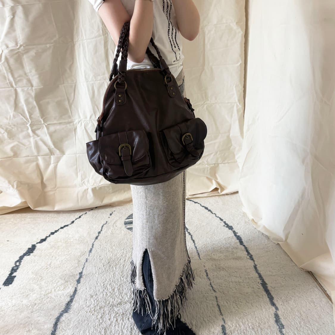 Multi-Pocket Leather Shoulder Bag 상품이미지1