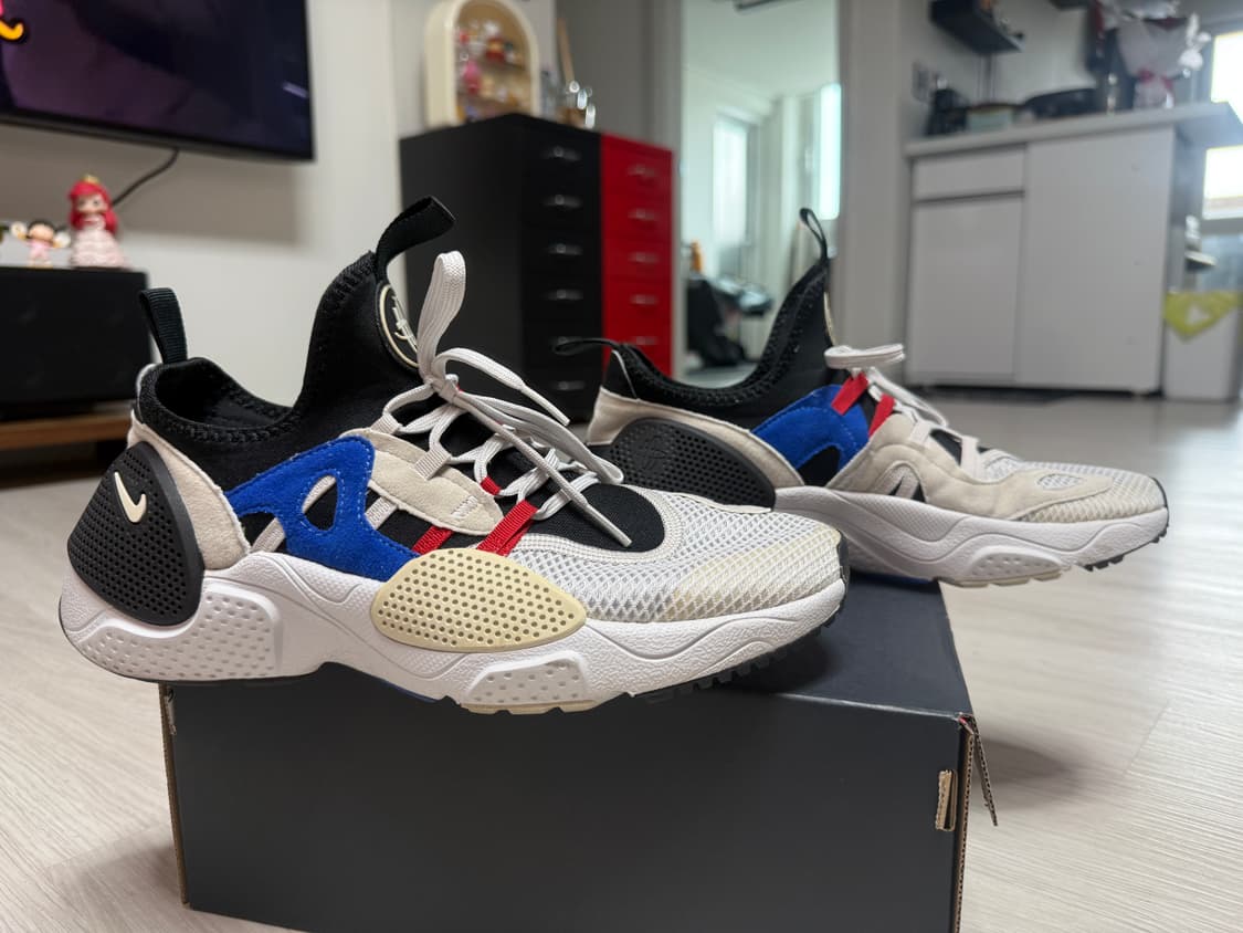 [260] 나이키 AO1697-001 허라치 E.D.G.E. 상품이미지3