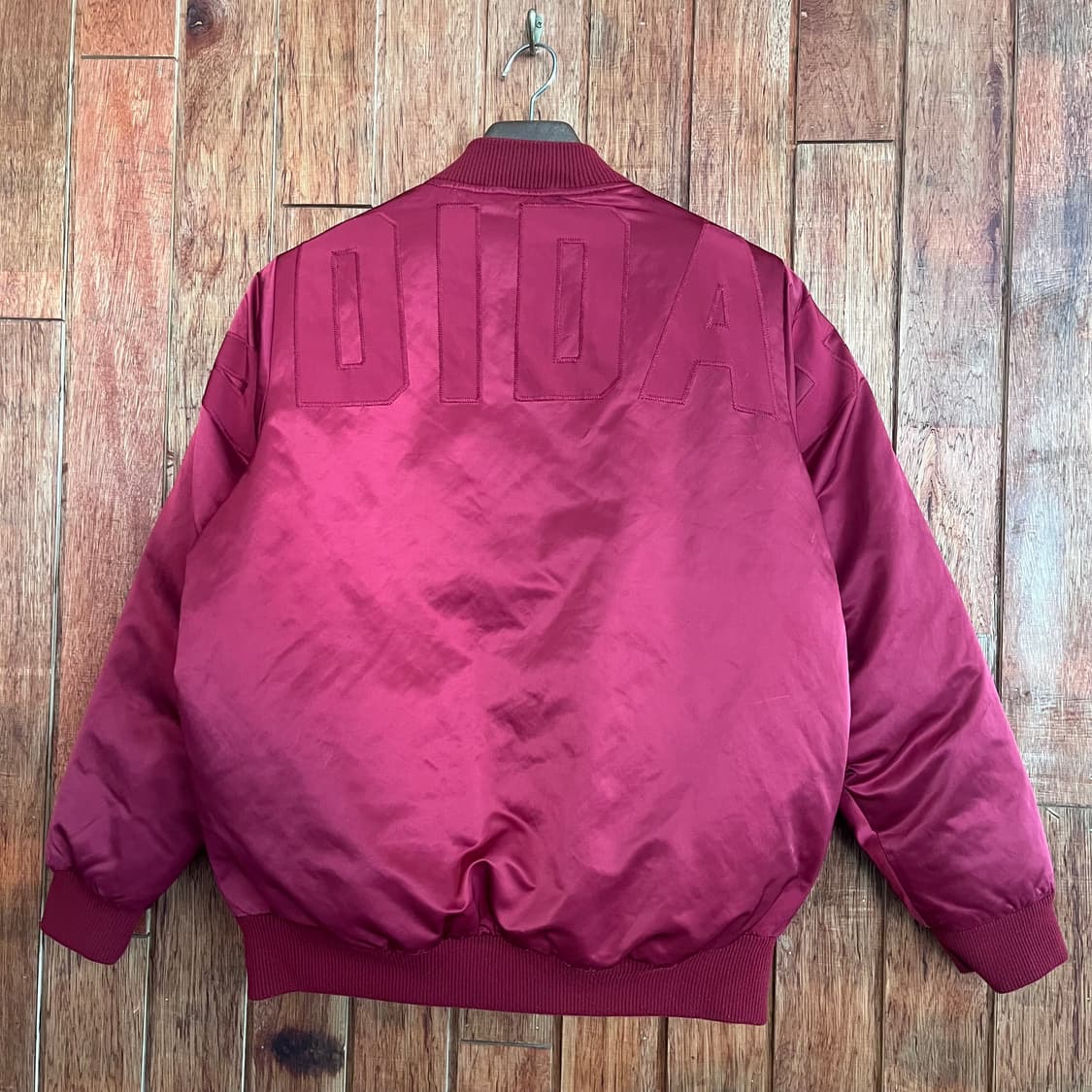 adidas 버건디 봄버  상품이미지2