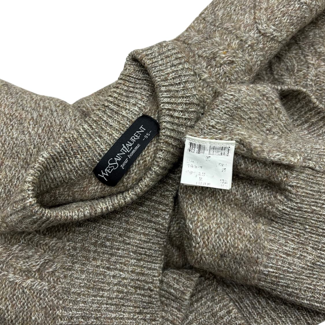 입생로랑 YSL 패치 로고 케이블 니트 95 m 상품이미지4