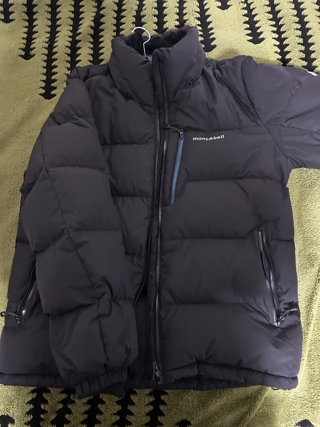 몽벨 패딩 상품이미지1