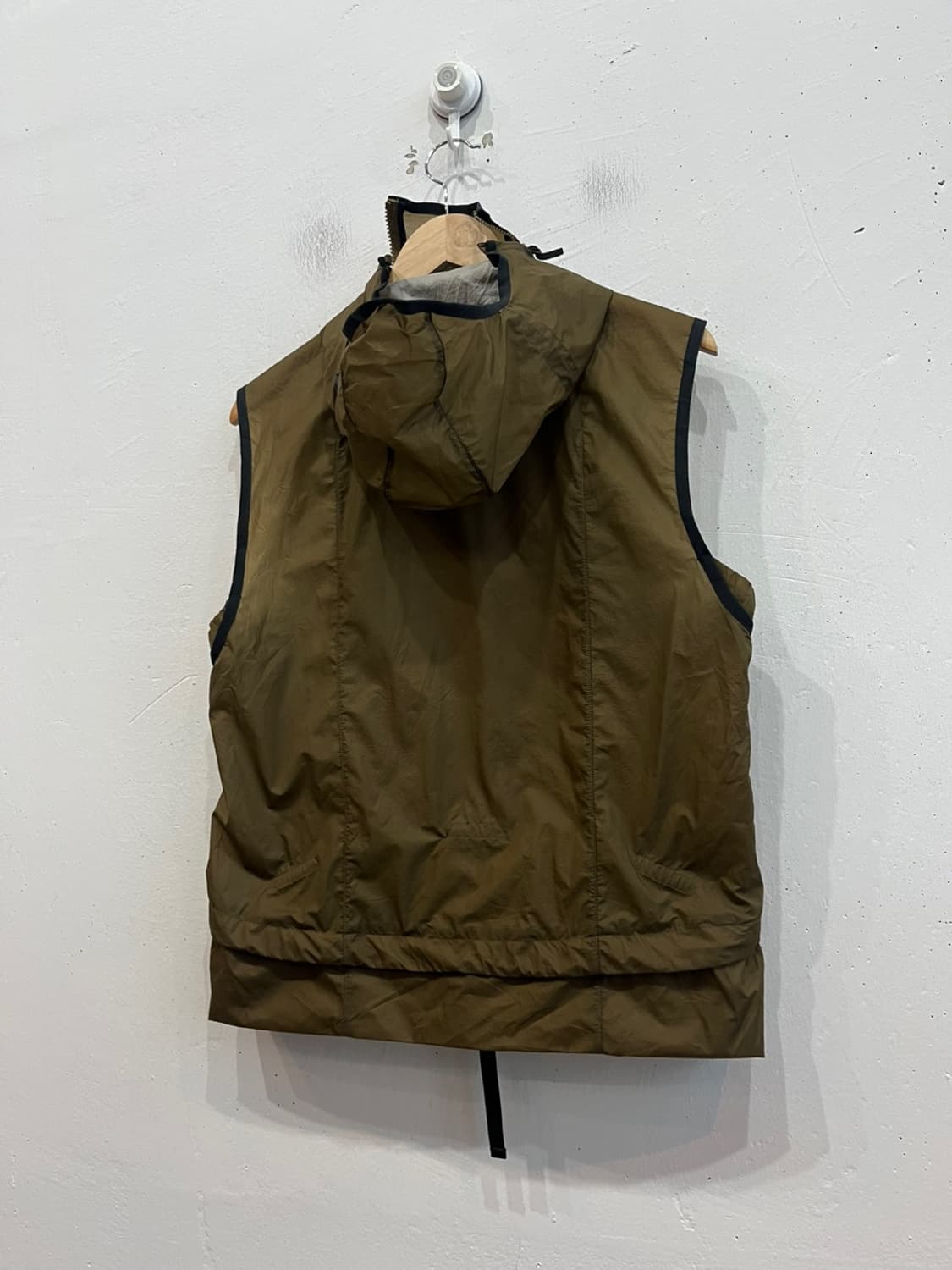 나이키랩 aae 1.0 윈드 베스트 상품이미지5