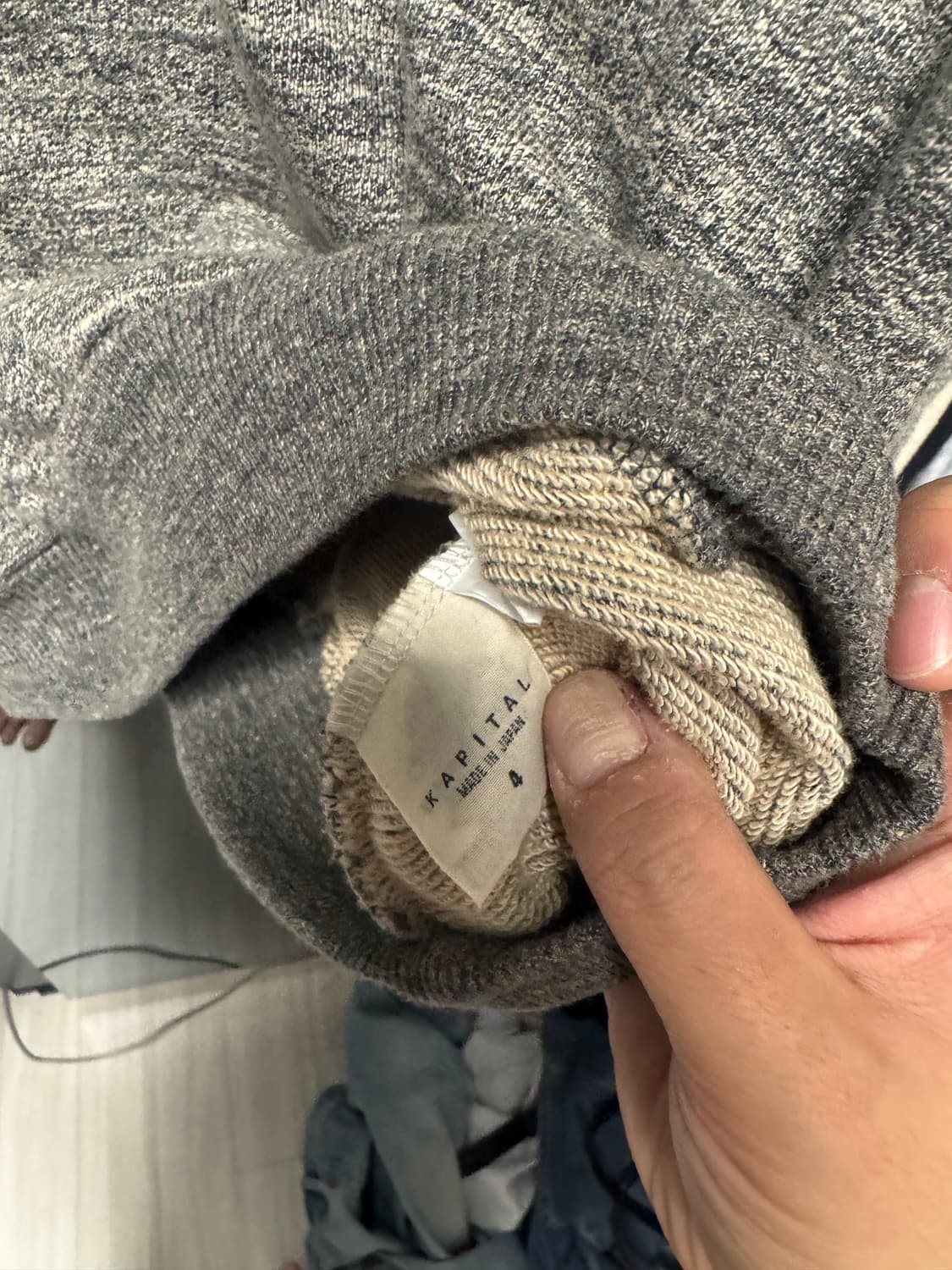 캐피탈 본 맨투맨 4사이즈 상품이미지5