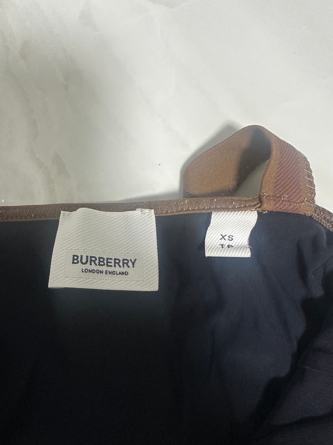 버버리 수영복 xs  상품이미지3