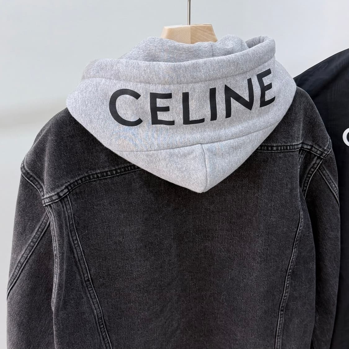 [S+급/XL] 셀린느 백로고 후드 데님 흑청자켓 상품이미지2