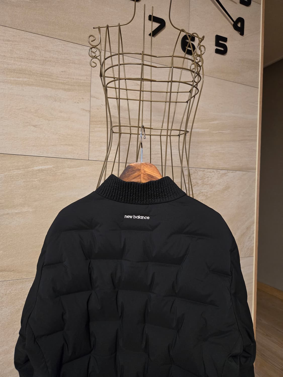 [95/m] 뉴발란스 퀼팅 덕다운 패딩 미착용 상품이미지6