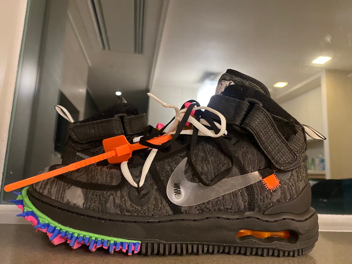 나이키 x 오프화이트 에어포스 1 미드 SP 블랙 상품이미지4