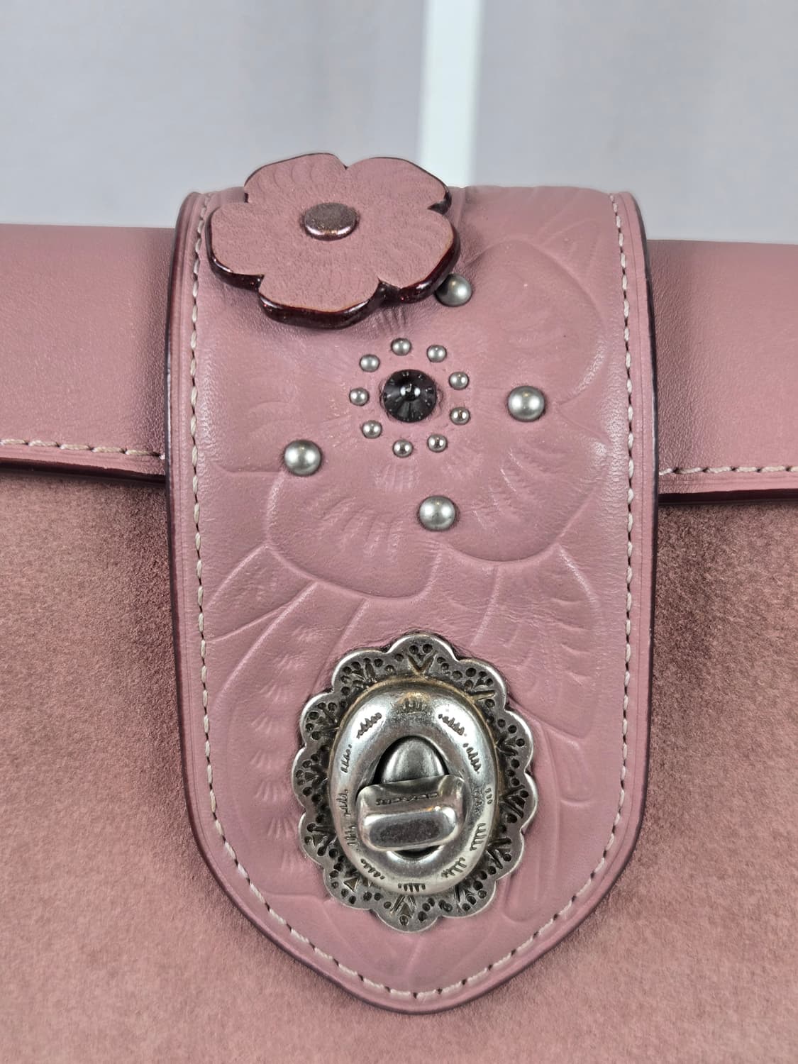 COACH 코치 페이지 크로스바디 인 글러브탠 가방 정품 크로스백 상품이미지4