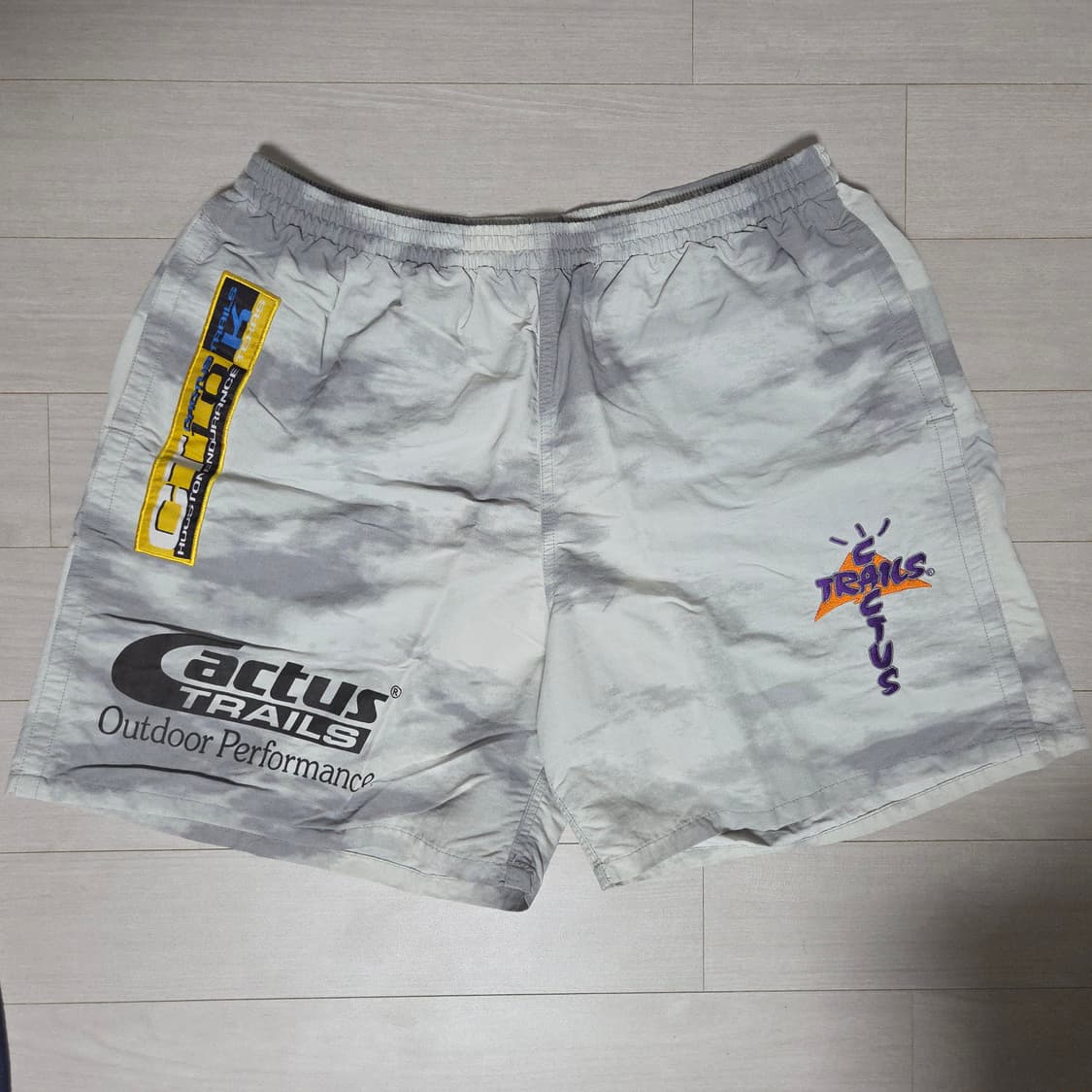 [M] 트래비스 스캇 캑터스잭 트레일 반바지 쇼츠 멀티 컬러 상품이미지1
