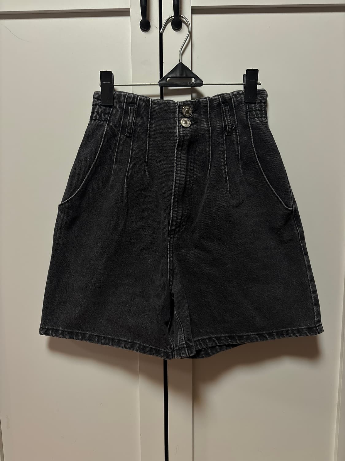 Zara 흑청 반바지 상품이미지1