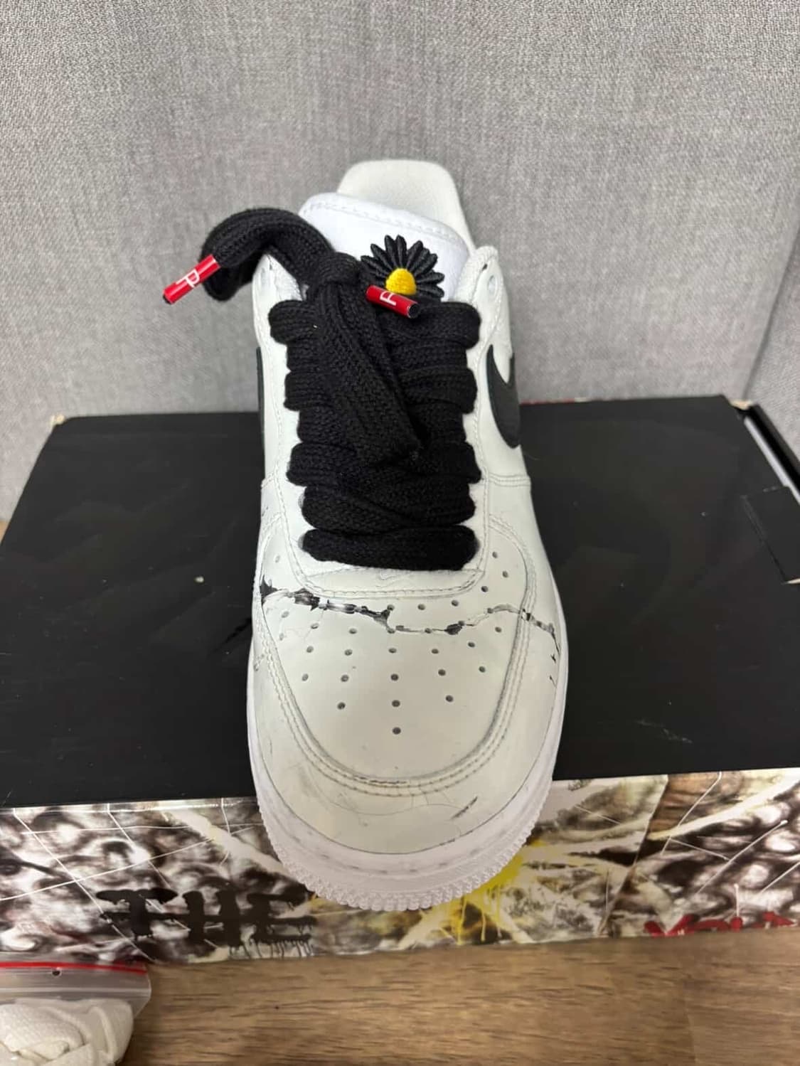 나이키 피스마이너스원 2.0 에어포스 판매합니다 상품이미지8