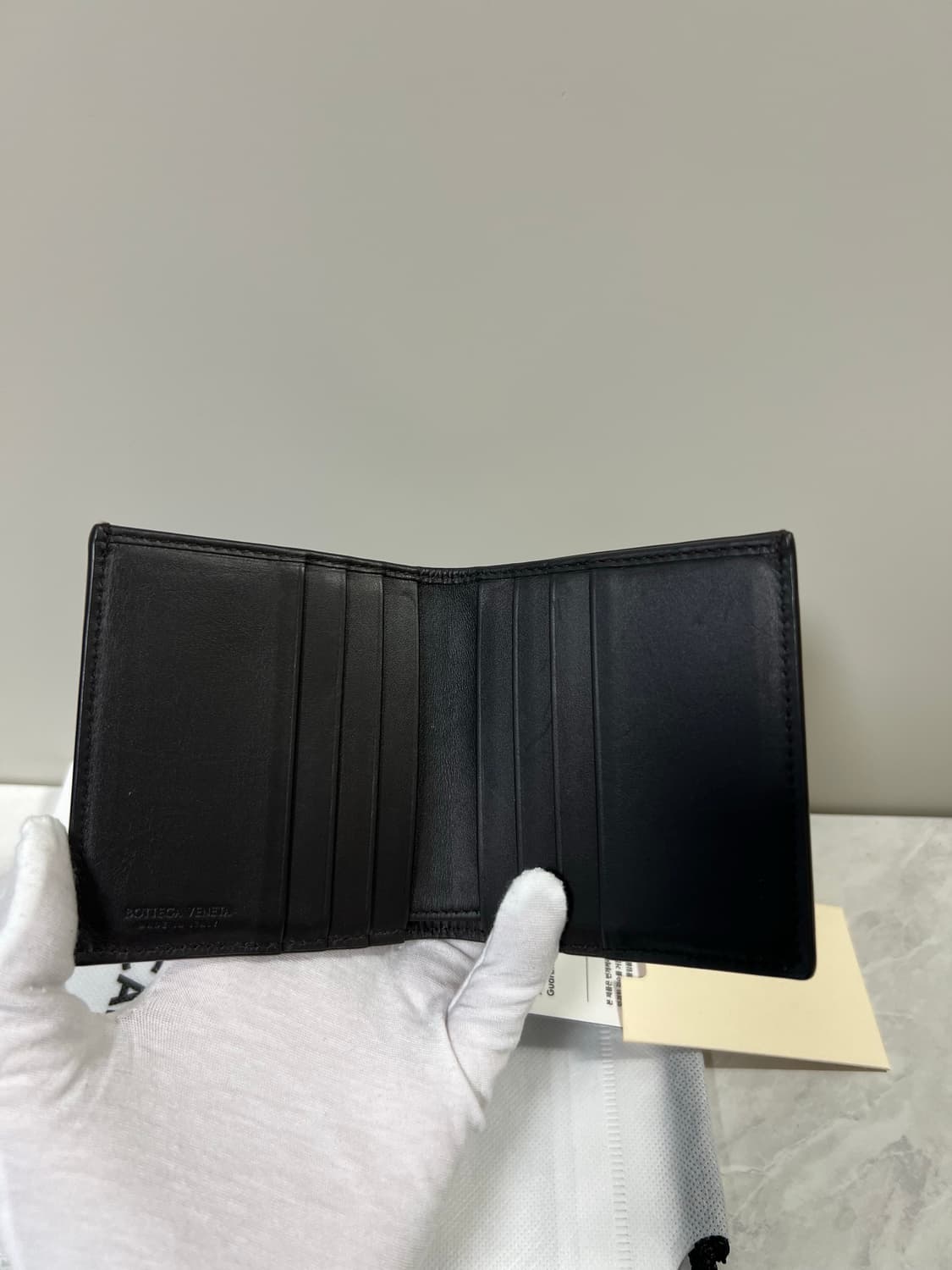 보테가베네타 지갑 상품이미지3