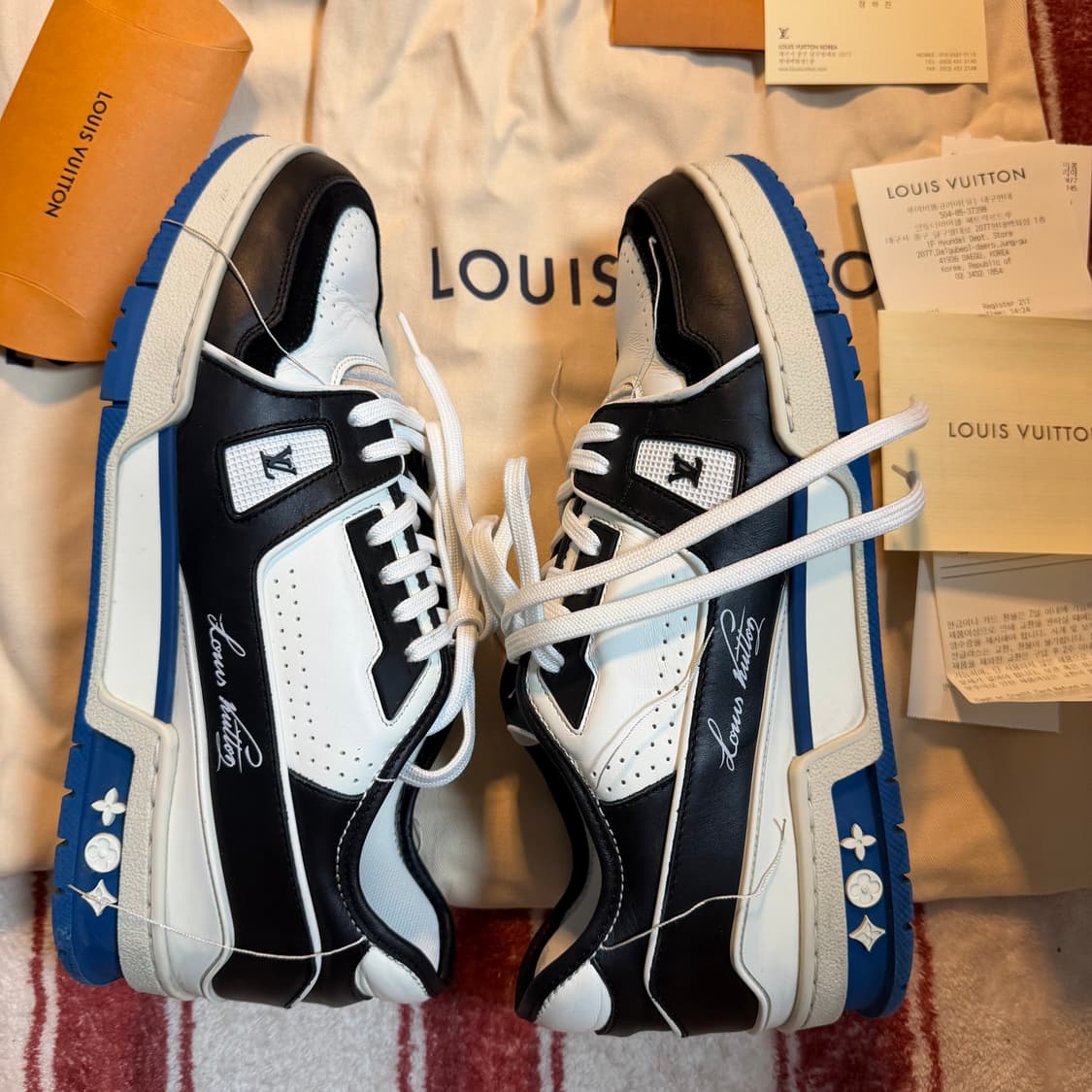 루이비통 LV 트레이너 프라그먼트 블루 6.5 상품이미지3