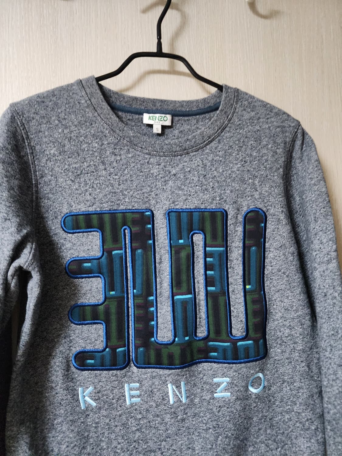 (정품) KENZO 겐조 그레이  러브 맨투맨 티셔츠 S 여성 상품이미지4