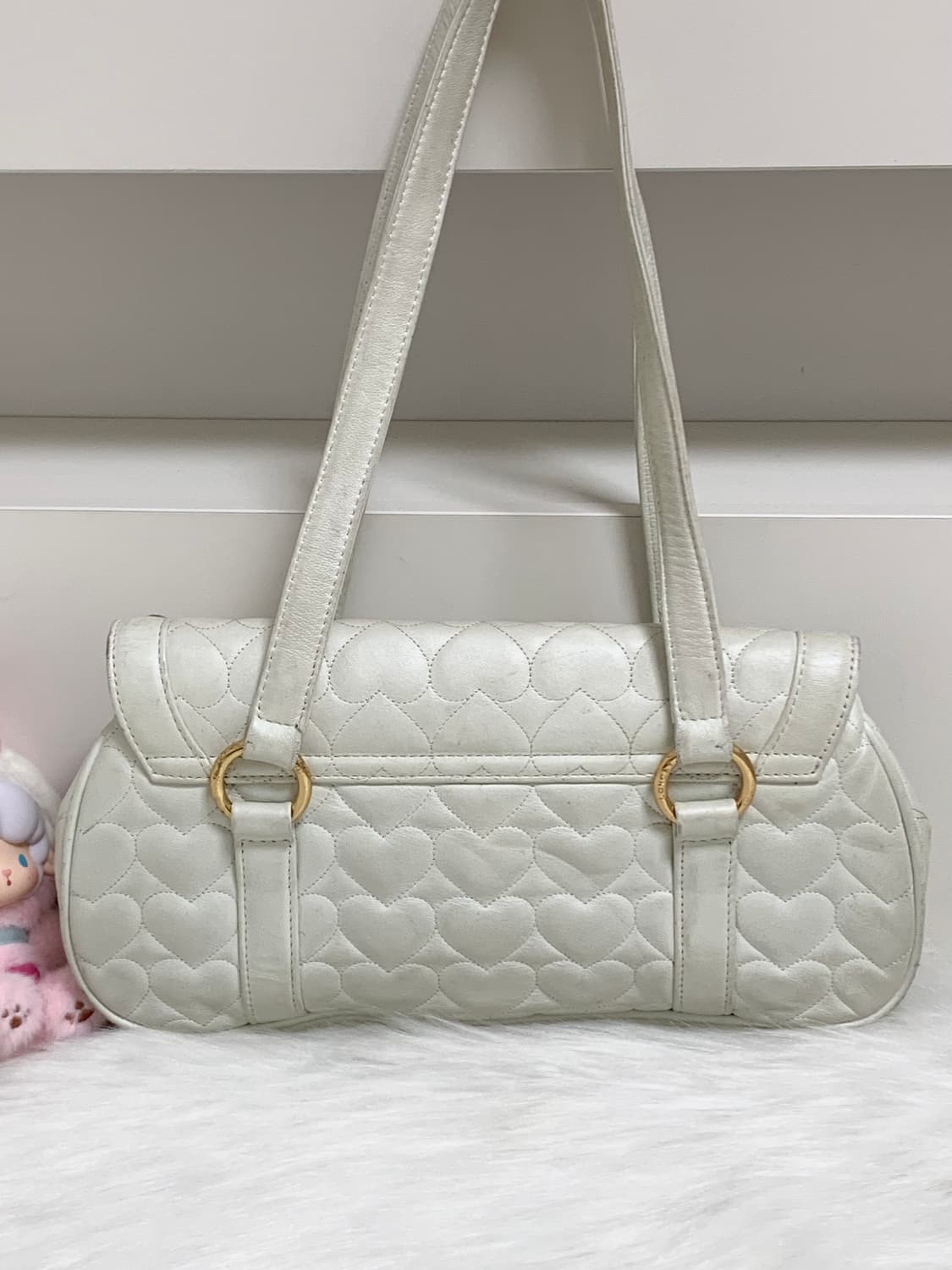 LOVECAT 러브캣 히메갸루 화이트 하트 퀄팅 숄더백 상품이미지2