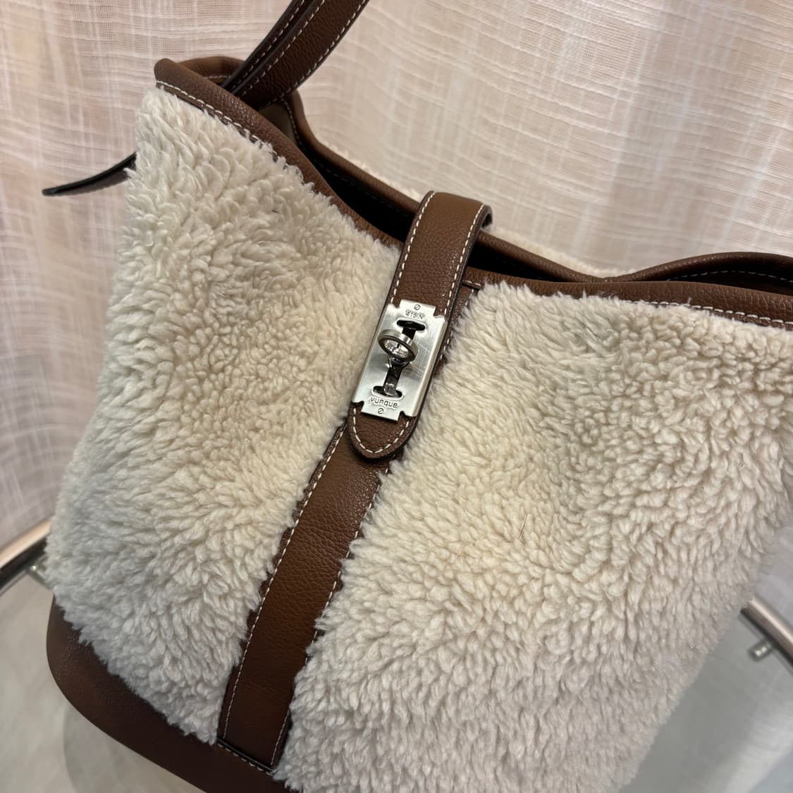 분크 페스토네 퍼 콤비 바스켓백 미듐     상품이미지5