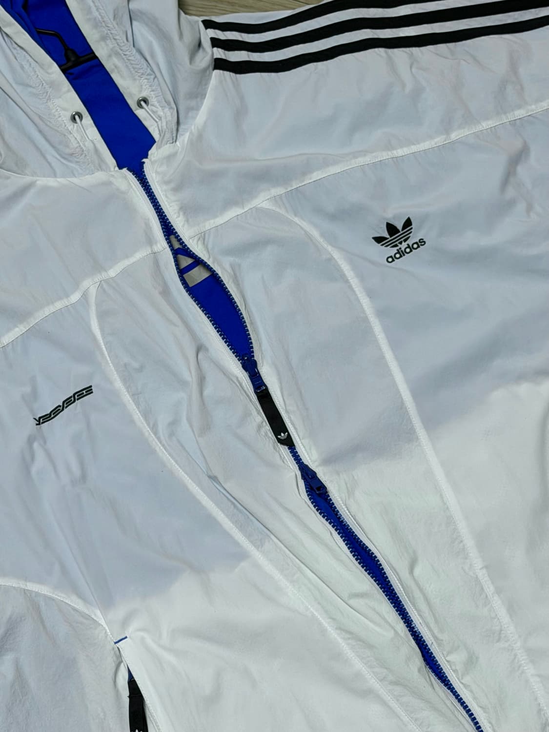 아디다스 X YESEYESEE 리버시블 바람막이 / XL 사이즈 상품이미지5