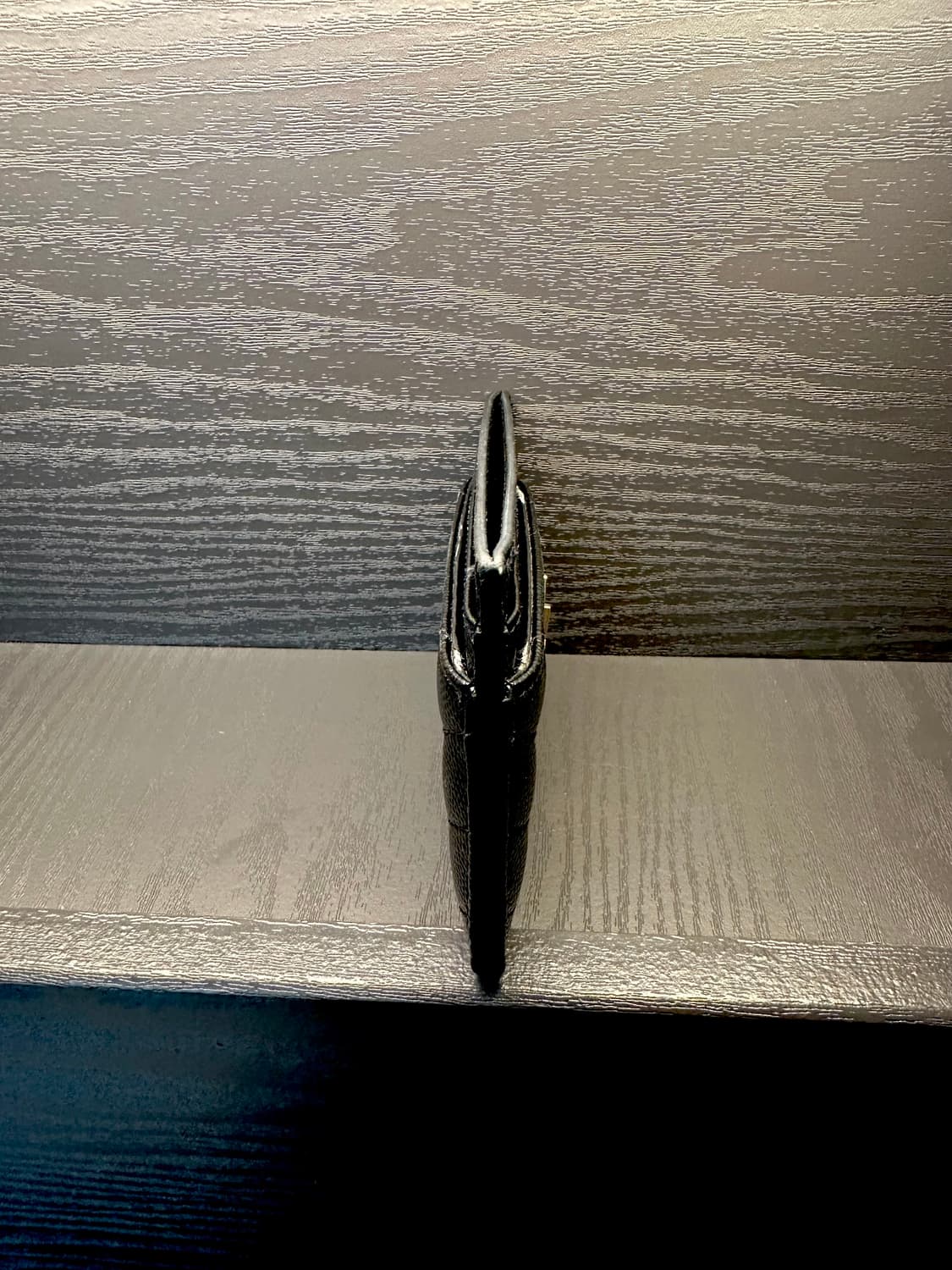 생로랑 마틀라세 금장 카드지갑 상품이미지4