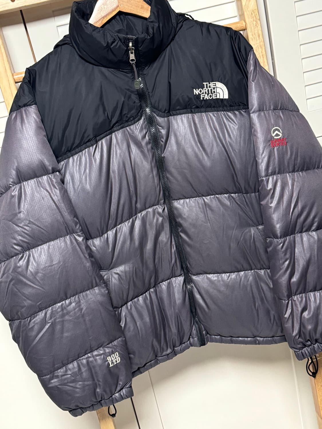 노스페이스 Summit Series 900 LTD눕시 패딩 자켓 상품이미지3