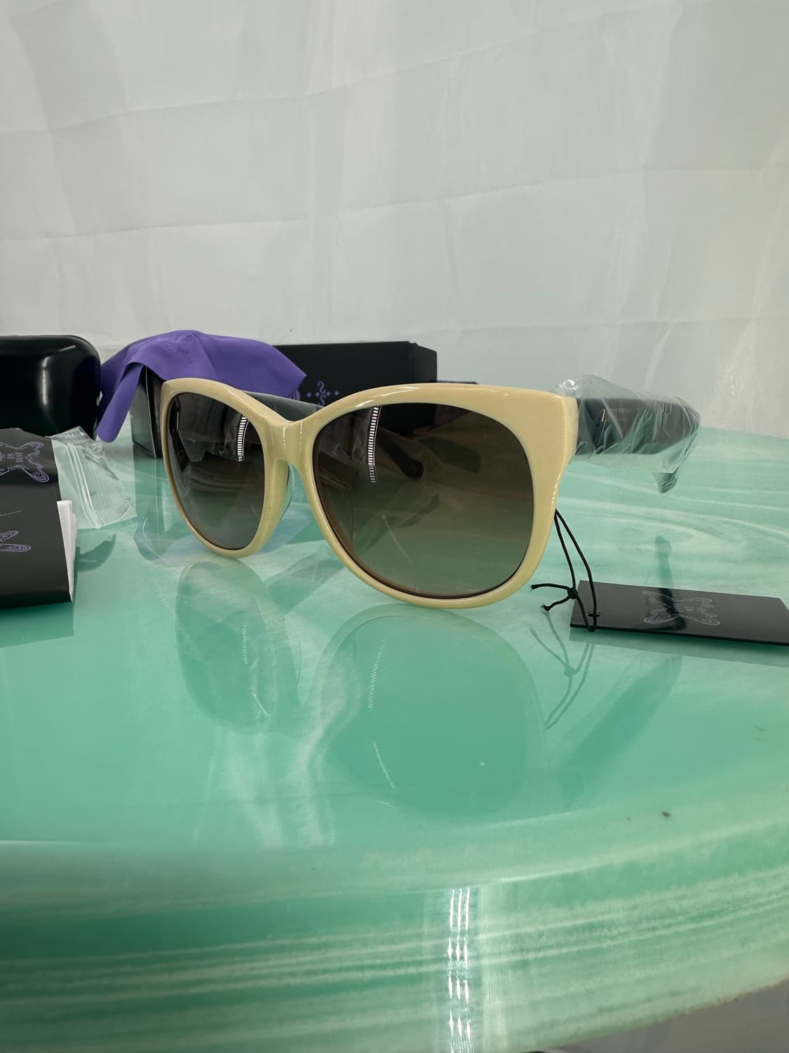 [새상품 무료배송] 안나수이 Made in Italy 선글라스 상품이미지2