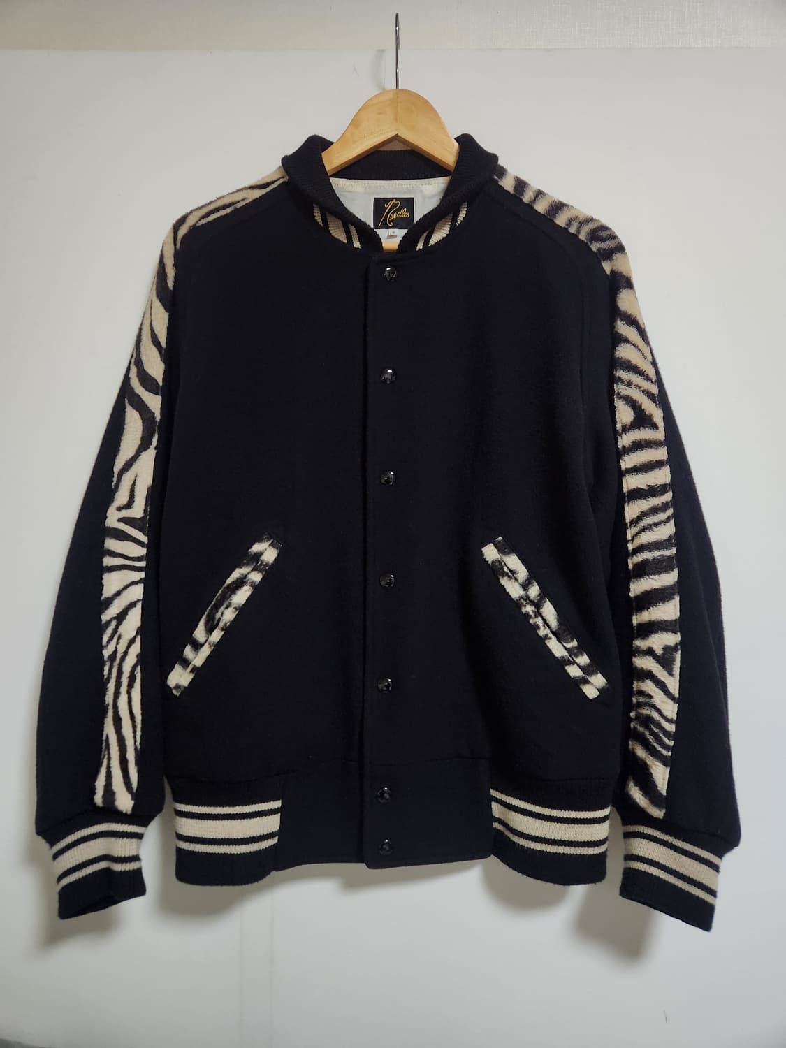 니들스 애니멀 바시티 울 자켓 상품이미지1