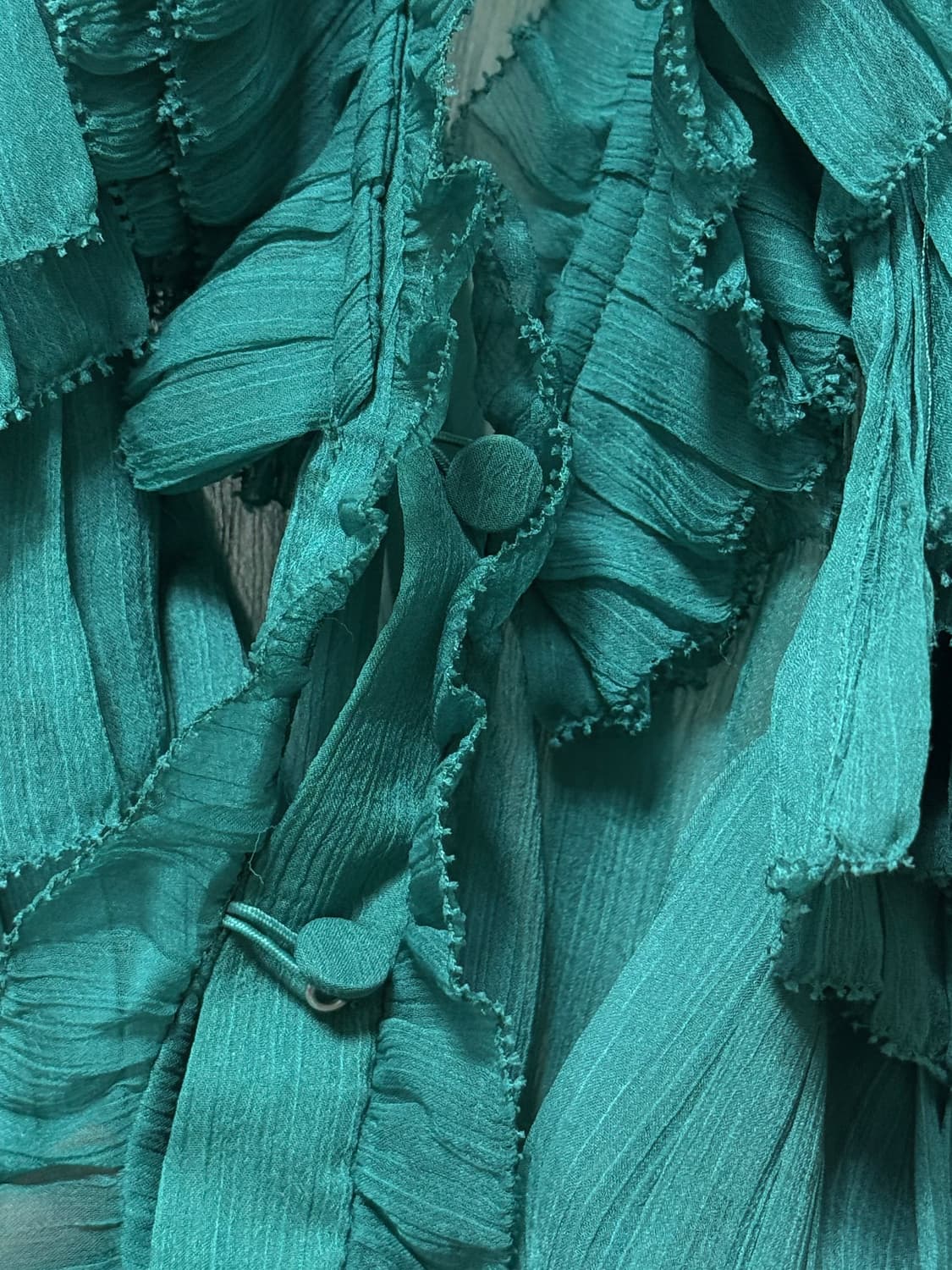 민트색 시스루 쉬폰 슬리브리스 블라우스 상품이미지2