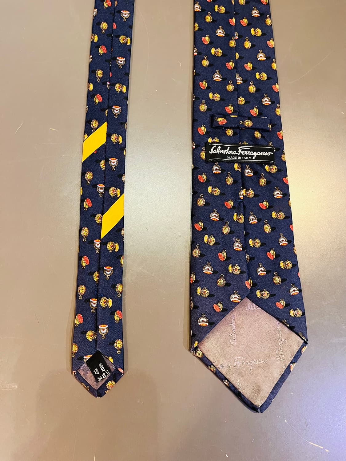 살바토레 페라가모 포켓워치 패턴 실크 넥타이 (이탈리아) 상품이미지2