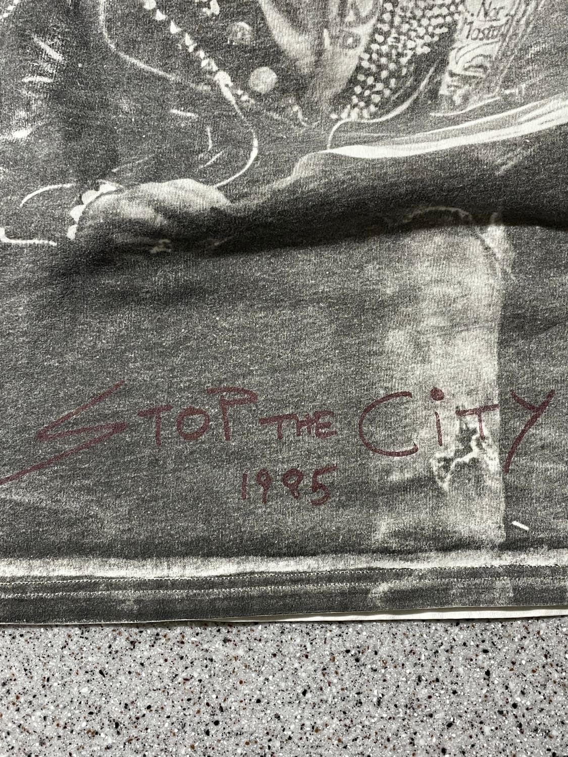 닥터마틴 x 가빈 왓슨 'Stop The City 1985' 아카이브 티 상품이미지3