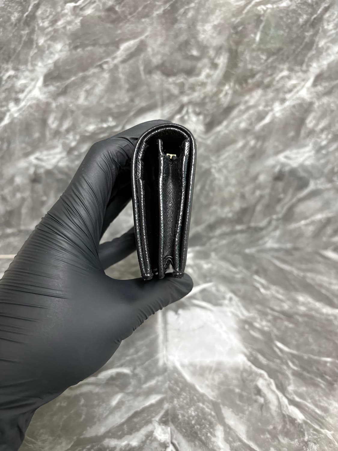 프라다 사피아노 금장 메탈로고 카드지갑 상품이미지5